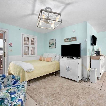 Cherry Grove Efficiency Just Steps From The Beach Myrtle Beach Eksteriør billede