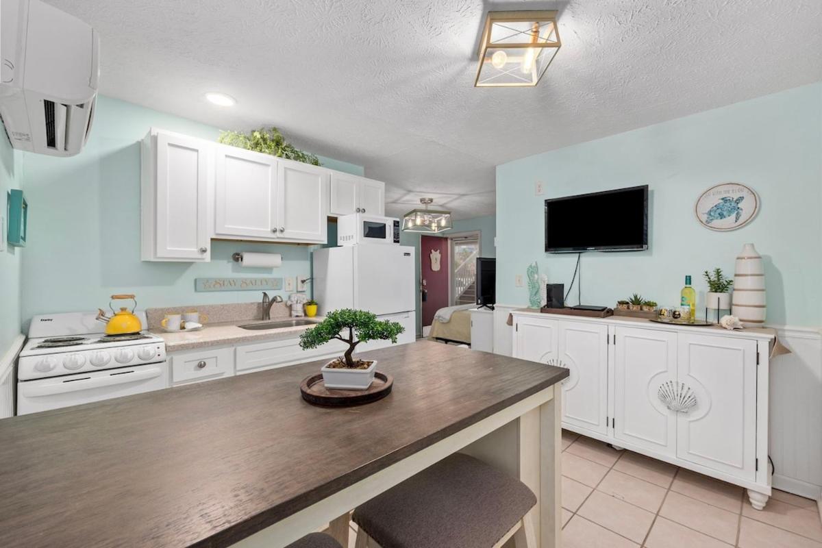 Cherry Grove Efficiency Just Steps From The Beach Myrtle Beach Eksteriør billede